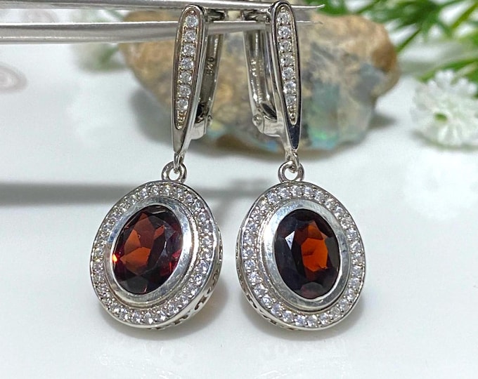 Vintage Sterling Silver Oval Garnet & White Topaz Dangle Earrings