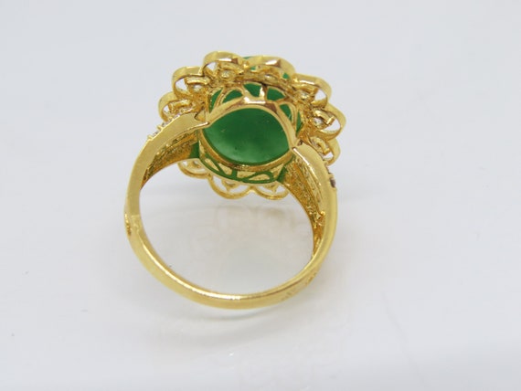Vintage 18K Solid Yellow Gold Oval Green Jadeite … - image 2