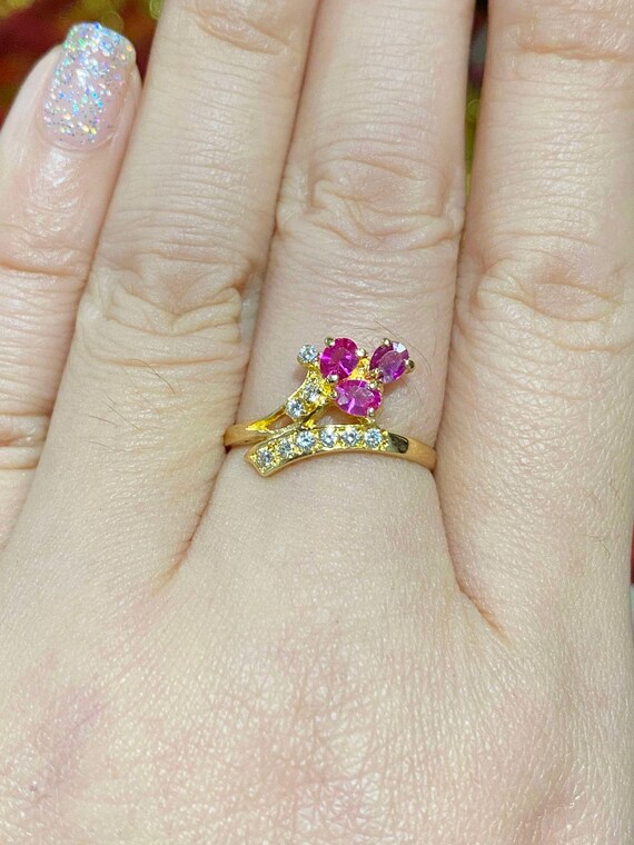 Vintage 18K Solid Yellow Gold Ruby & White Topaz … - image 9