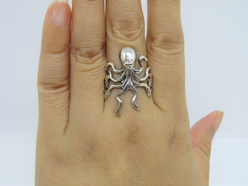 Vintage Sterling Silver Octopus Ring Size 9