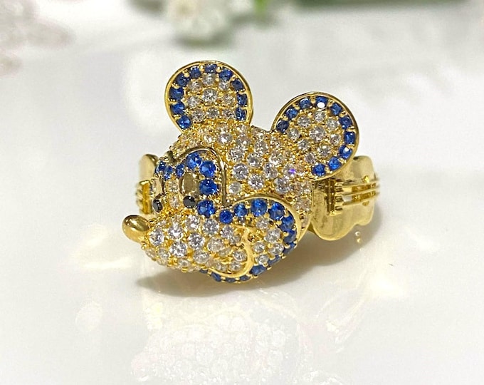 Vintage 18K Solid Yellow Gold Blue Sapphire & White Topaz Mickey Guitar Music Ring Size 7