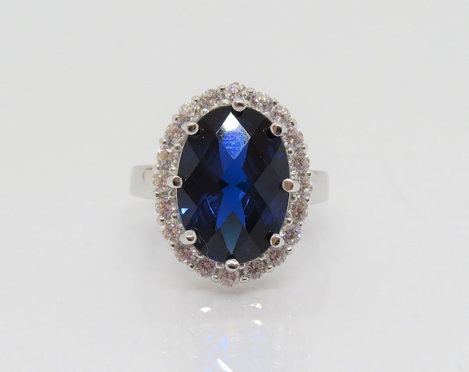 Vintage Sterling Silver Oval Blue Sapphire & White Topaz Ring.
