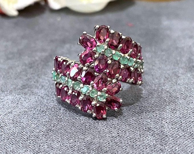 Vintage Sterling Silver Natural Emerald & Rhodolite Ring Size 8.5
