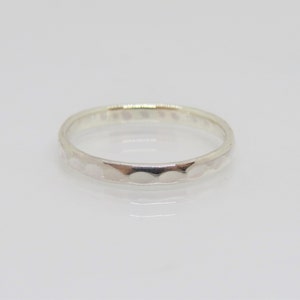 Vintage Sterling Silver Hammered Band Ring Size 9