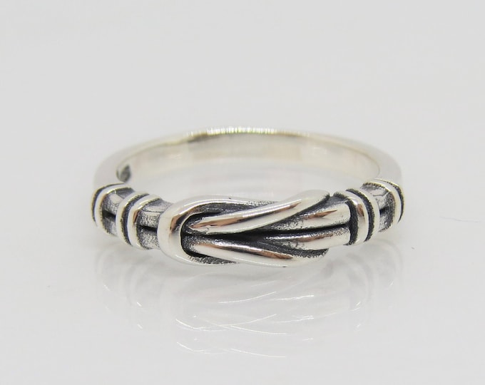 Vintage Sterling Silver Knot Band Ring Size 7