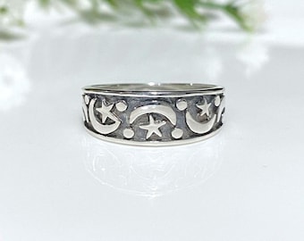 Vintage Sterling Silver Moon & Star Band Ring Size 5
