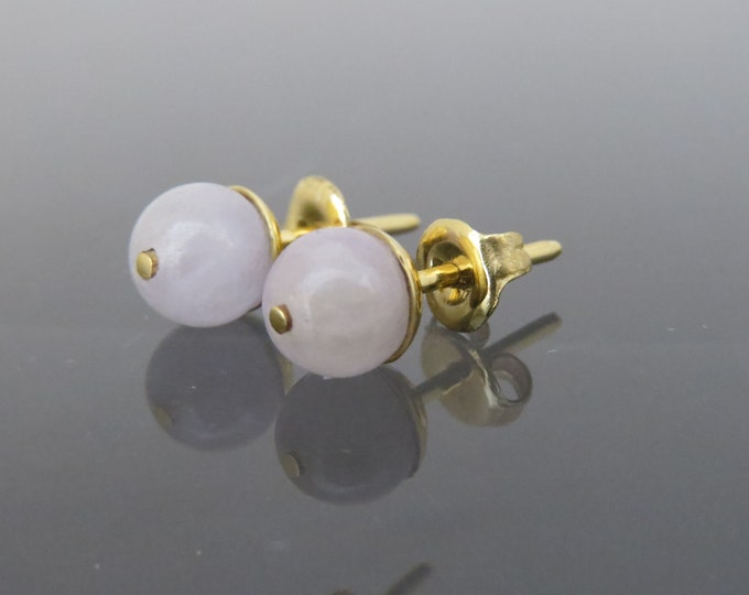 Vintage 18K Solid Yellow Gold Natural Light Lavender Jadeite Jade Ball Stud Earrings