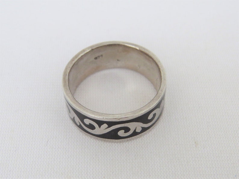 Vintage Sterling Silver Black Enamel Band Ring Size 11.5