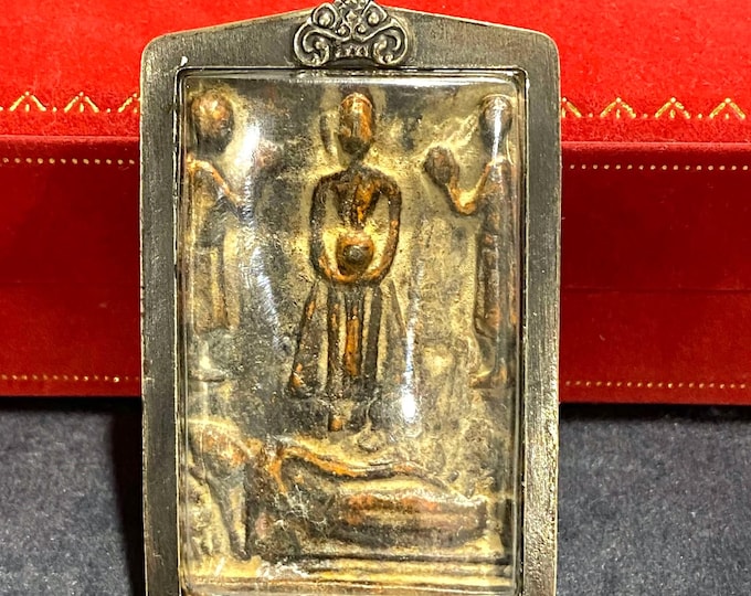 Antique Vintage Narayana Vishnu Khmer Angkor Wat King Bayon Amulet Pendant.