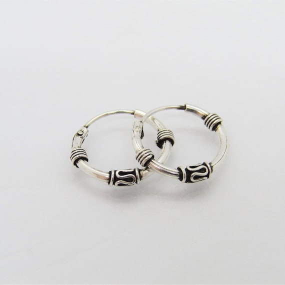 Vintage Bali Sterling Silver Hoop Earrings