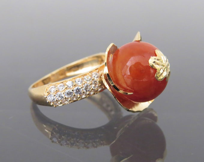 Vintage 18K Solid Yellow Gold Natural Red Orange Jadeite Jade, White Topaz Ring Size 5.25