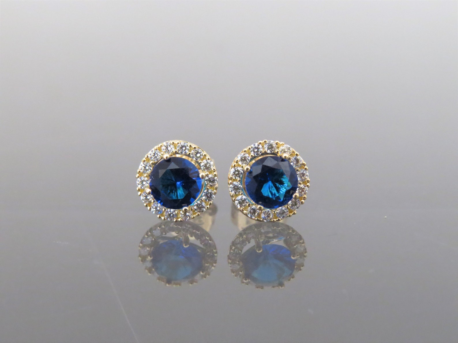 Vintage 18K Solid Yellow Gold 1.22ct Blue Sapphire & White - Etsy