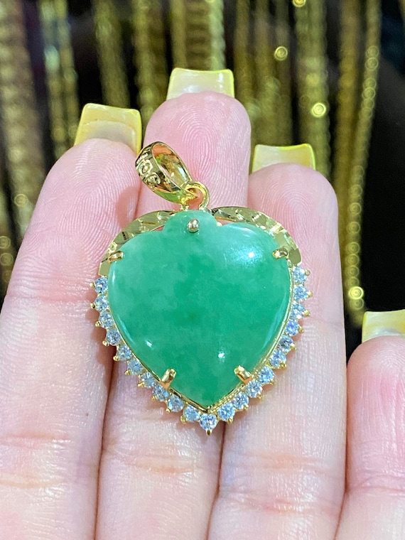 Jade heart cheap pendant gold