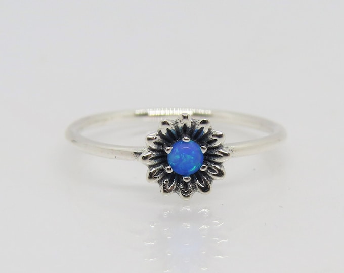 Vintage Sterling Silver Blue Opal Flower Ring Size 7