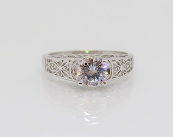 Vintage Sterling Silver White Topaz Filigree Ring Size 7