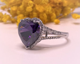 Vintage Sterling Silver Heart Cut Amethyst & White Topaz Ring Size 8