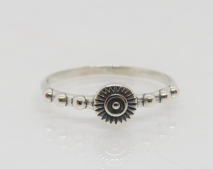 Vintage Bali Sterling Silver Ring Size 8