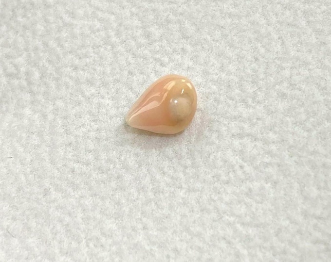 Vintage Natural Pink Yellow Saltwater Conch Pearl. Make for Ring, Pendant.