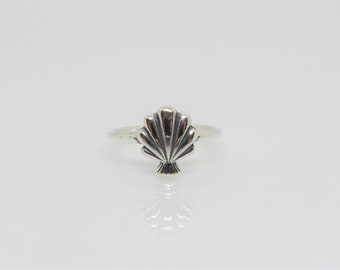 Vintage Sterling Silver Seashell Ring Size 7