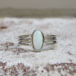 Vintage Sterling Silver White Opal Ring.