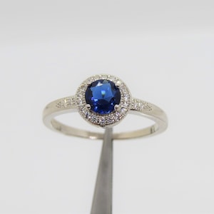 Vintage Sterling Silver Blue Sapphire & White Topaz Halo Ring Size 7