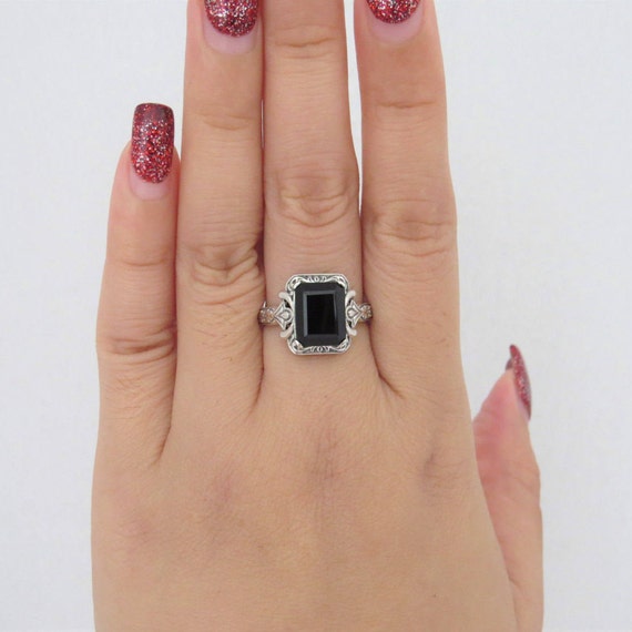 Vintage Sterling Silver Natural Black Onyx Carved Ring Size