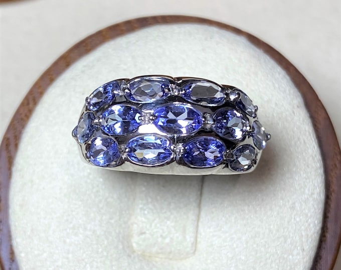 Vintage 10K Solid White Gold 3.9ct Oval cut Natural Tanzanite Ring Size 8