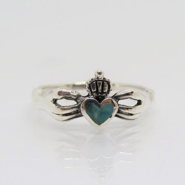 Vintage Claddagh Sterling Silver Turquoise Ring.