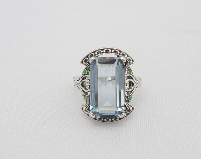 Vintage Sterling Silver Aquamarine & Green Opal Ring Size 9