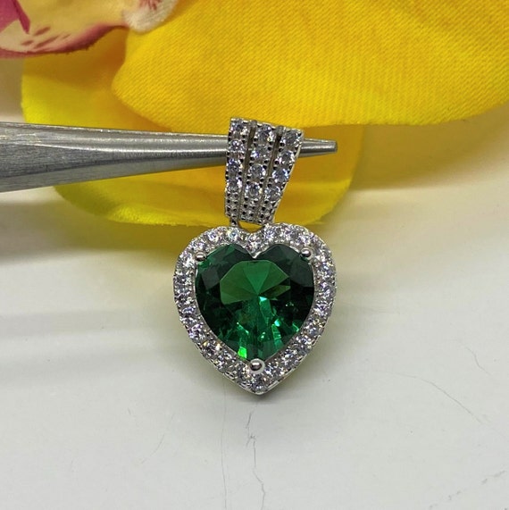 Vintage Sterling Silver Heart cut Emerald & White 