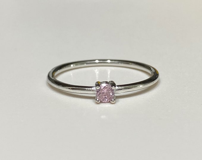 Vintage Sterling Silver Round cut Pink Sapphire Thin Band Ring.