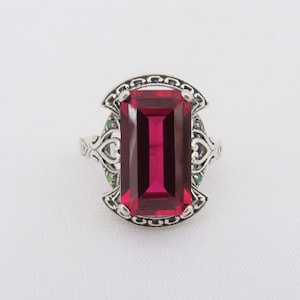 Vintage Sterling Silver Ruby & Green Opal Ring Size 9