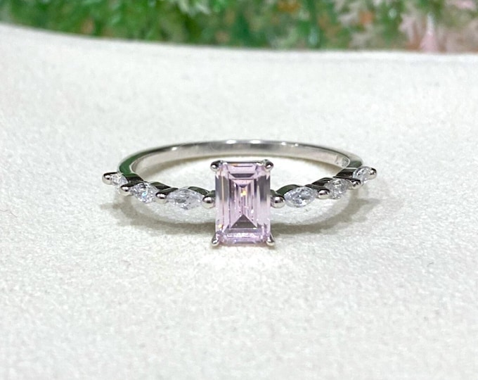 Vintage Sterling Silver Light Pink Sapphire & White Topaz Ring Size 6