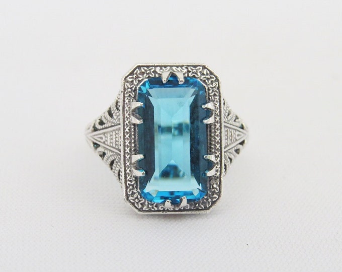 Vintage Sterling Silver Aquamarine Filigree Ring Size 8