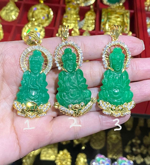 Guan yin pendant old - Gem Guan yin pendant old - Gem