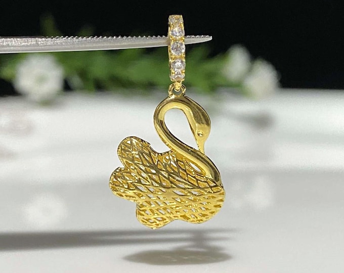 Vintage 14K Solid Yellow Gold White Topaz Swan Charm Pendant.