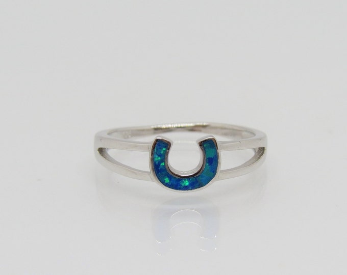Vintage Sterling Silver Blue Opal Horse Shoe Ring Size 7