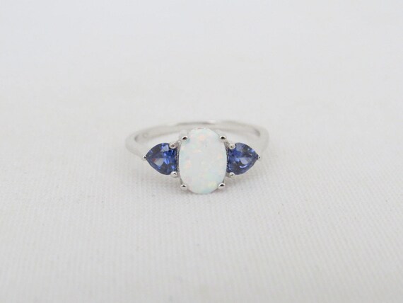 SWEET WHITE OPAL 2 CT TANZANITE 925 STERLING SILVER RING SIZE 5-10 SWEET WHITE OPAL 2 CT TANZANITE 925 STERLING SILVER RING SIZE 5-10