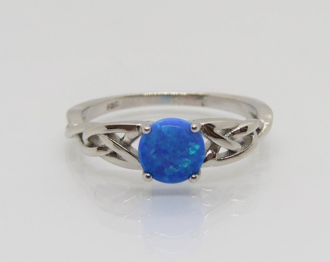 Vintage Celtic Sterling Silver Blue Opal Band Ring Size 7
