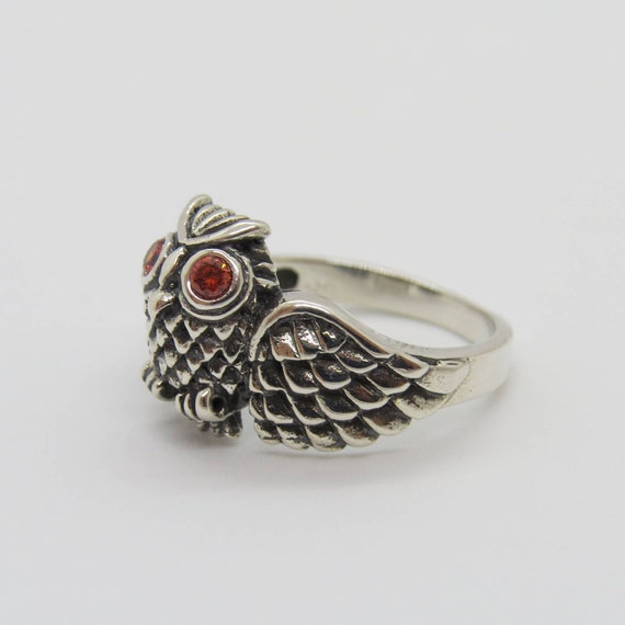 Vintage Sterling Silver Orange Opal Owl Ring Size… - image 3