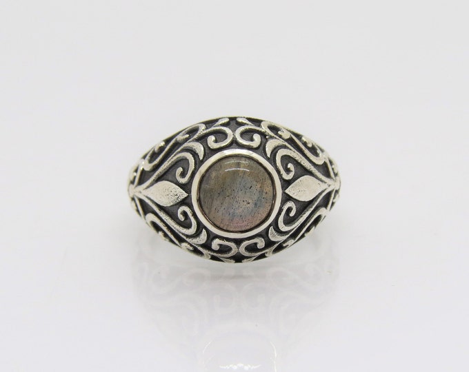 Vintage Sterling Silver Labradorite Carved Dome Ring Size 8