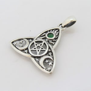 Triquetra Celta Vintage de Prata Esterlina com Esmeralda e Pingente de Pentagrama