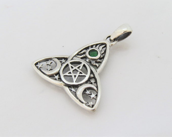Vintage Sterling Silver Emerald Celtic Triquetra with Pentagram Pendant