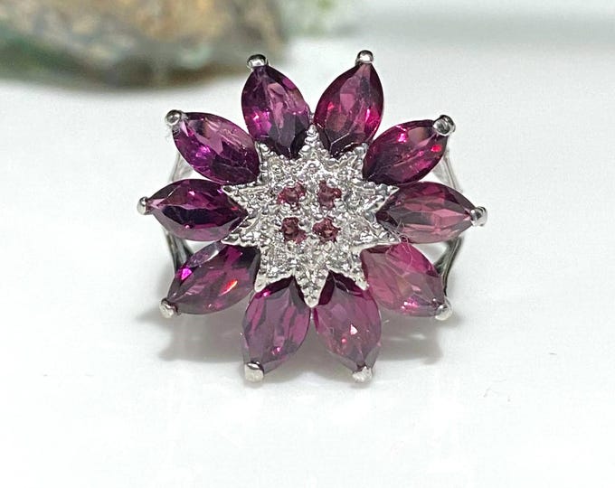 Vintage Sterling Silver Natural Rhodolite Flower Ring Size 9