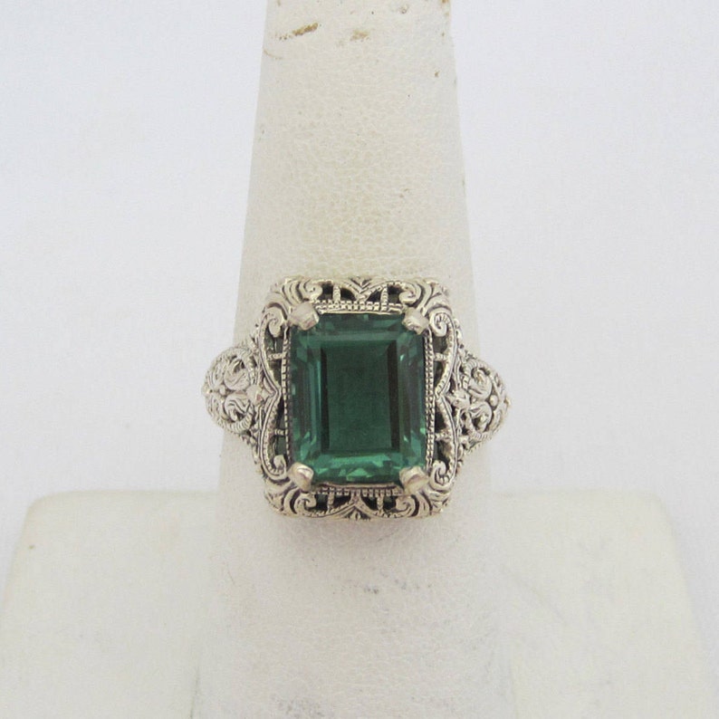 Vintage Sterling Silver Emerald Filigree Ring Size 6 image 3