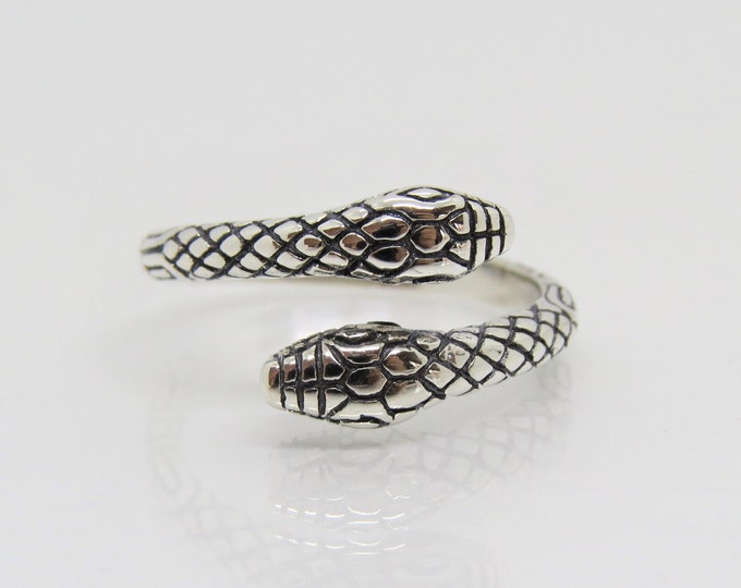 Vintage Sterling Silver Snakes Ring Size 7