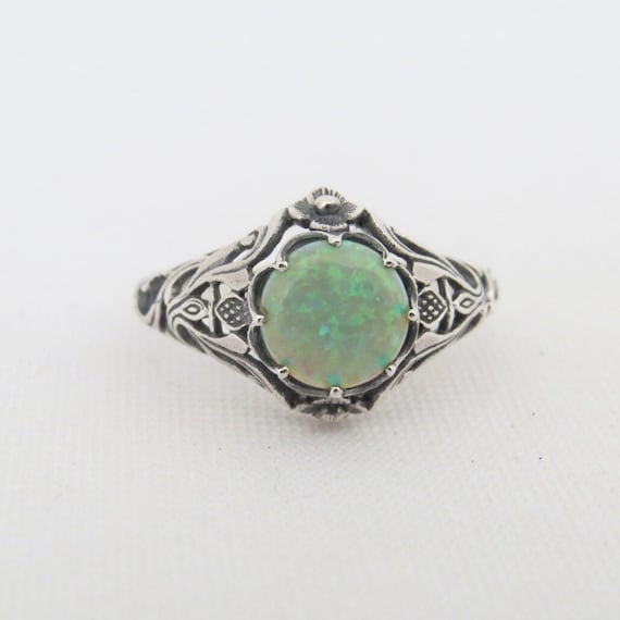 Vintage Sterling Silver Green Opal Filigree Ring Size 9