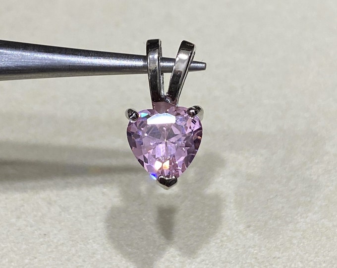Sterling Silver Heart cut Pink Sapphire Pendant 7MM
