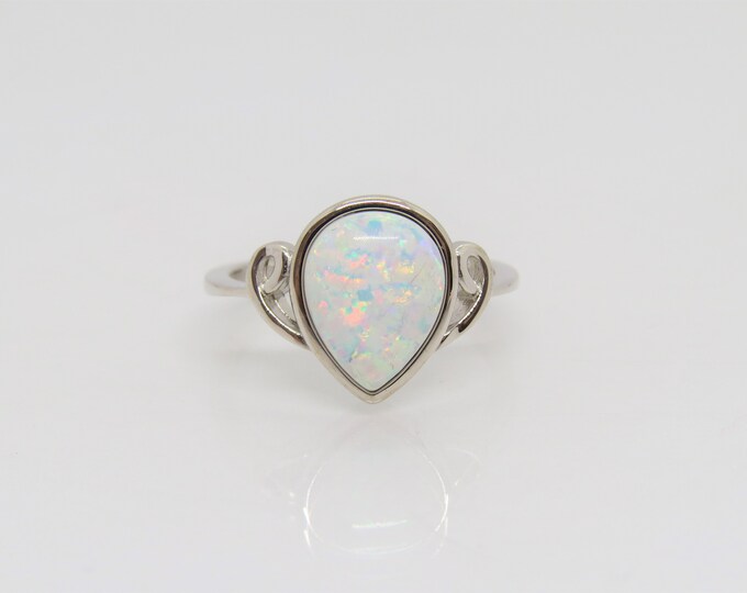 Vintage Sterling Silver Pear cut Fire Opal Ring Size 8
