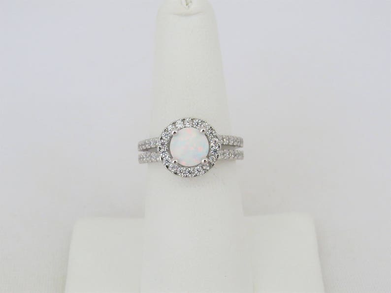 Vintage Sterling Silver White Opal /& White Topaz Halo Engagement Ring Size 8